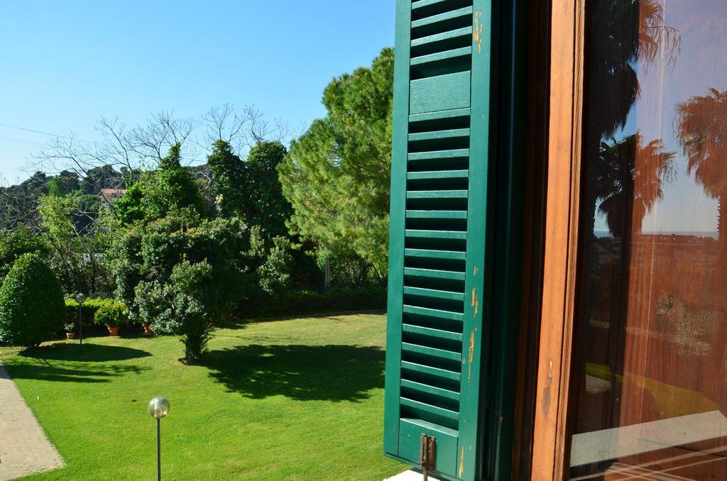 Villa Montanari Rosati Porto San Giorgio Εξωτερικό φωτογραφία